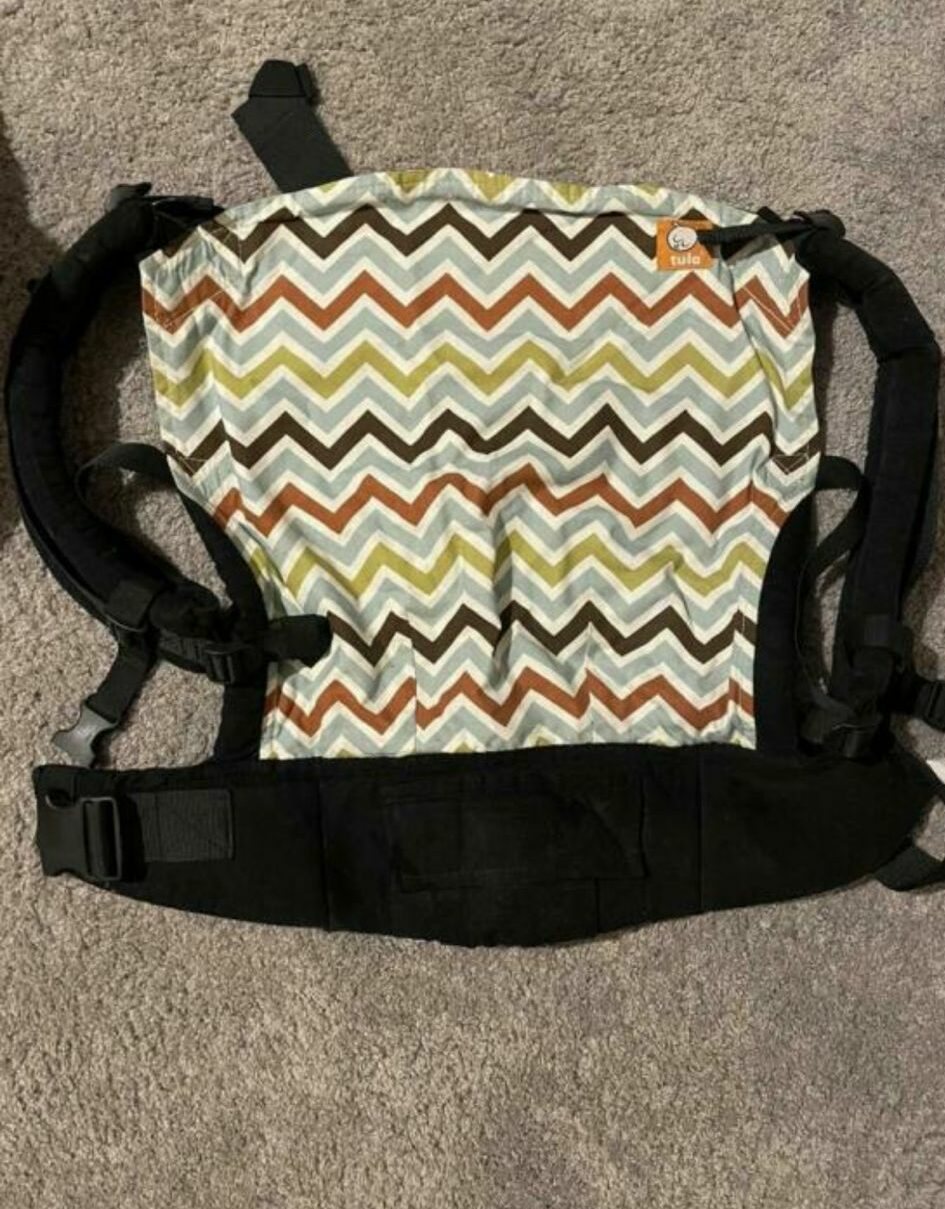 Tula Toddler ZigZag peuterdrager met zigzagprint in warme aardetinten